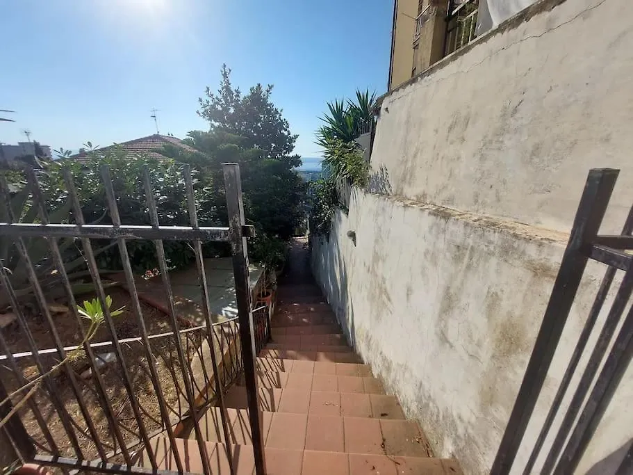 Casa Vacanze Arcobaleno Savone Italie